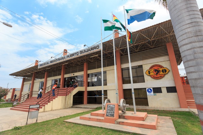 Terminal Ferroviaria Puerto Quijarro