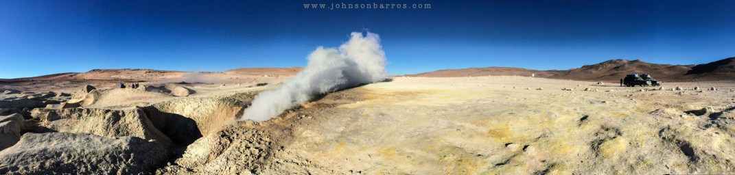 Aqui a panela de pressão solta seu vapor. Sol de la Manãna.